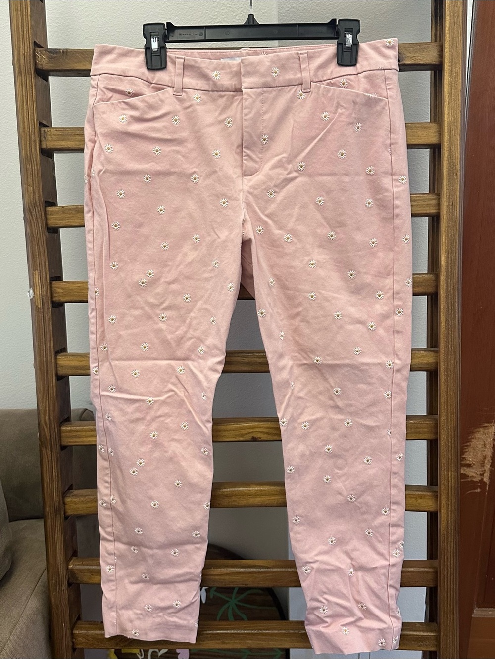 Old Navy Pink Embroidered Daisy Ankle Jeans